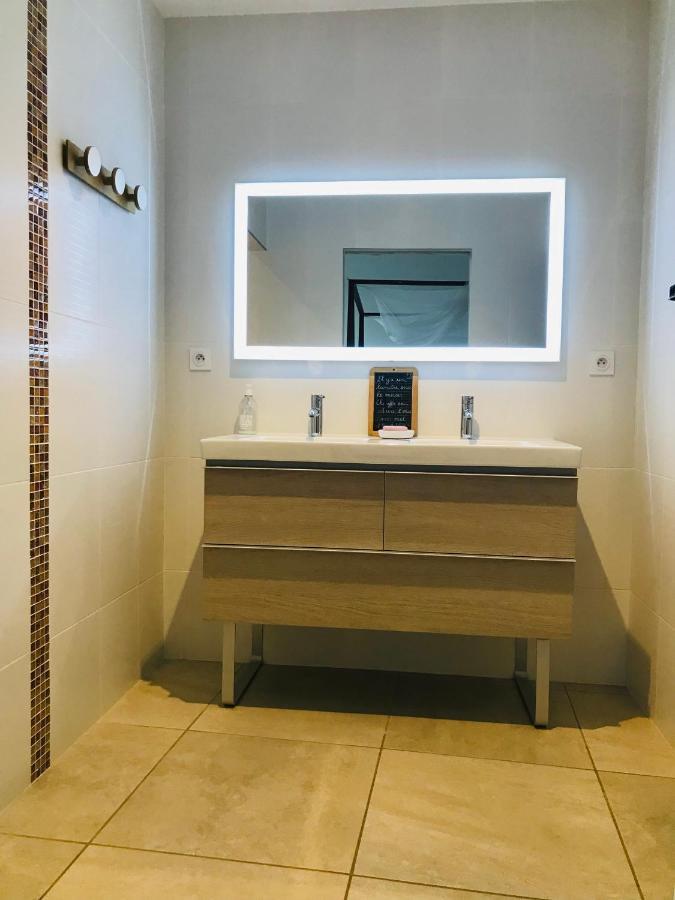 Ferme St Pierre Suite avec chambre et salon privé Chabeuil Esterno foto