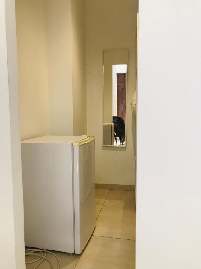 Ferme St Pierre Suite avec chambre et salon privé Chabeuil Esterno foto