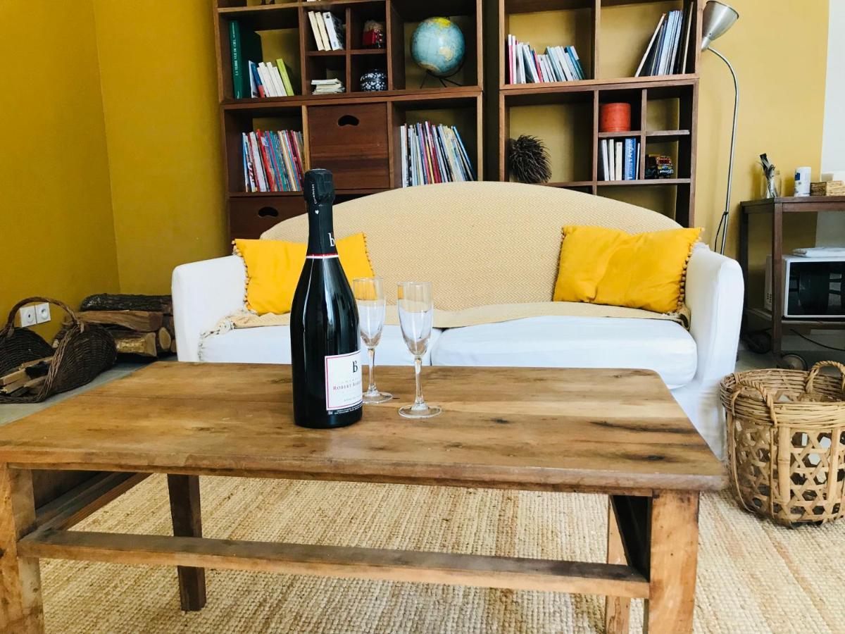 Ferme St Pierre Suite avec chambre et salon privé Chabeuil Esterno foto