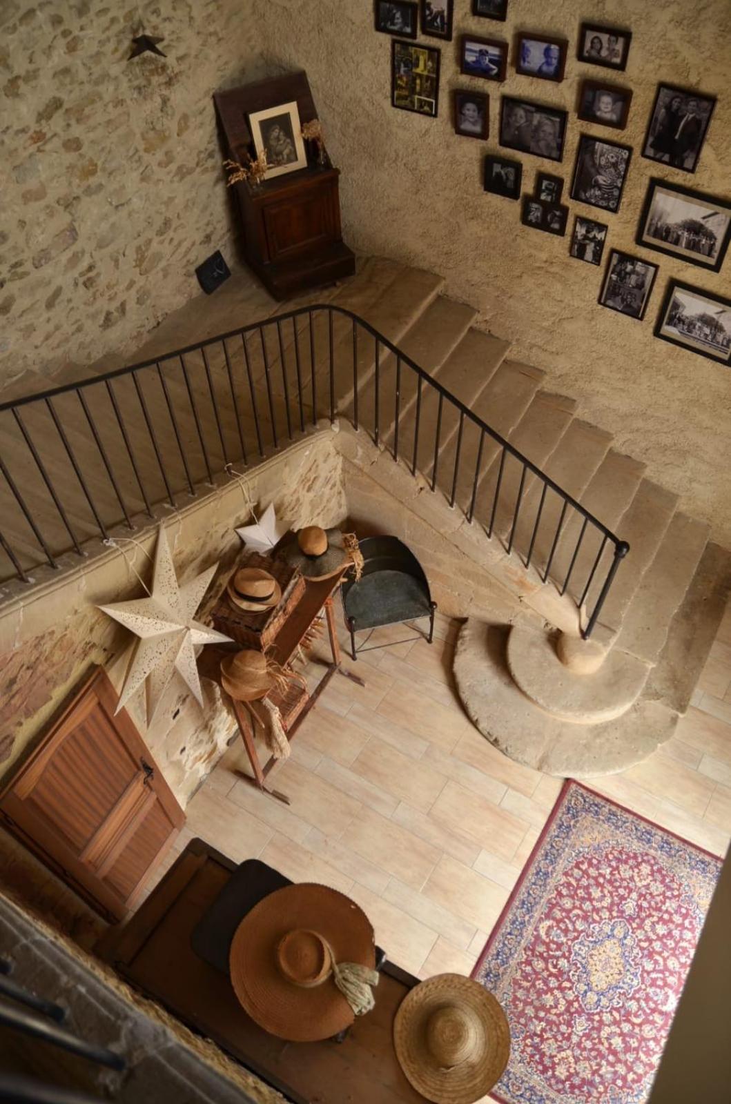 Ferme St Pierre Suite avec chambre et salon privé Chabeuil Esterno foto