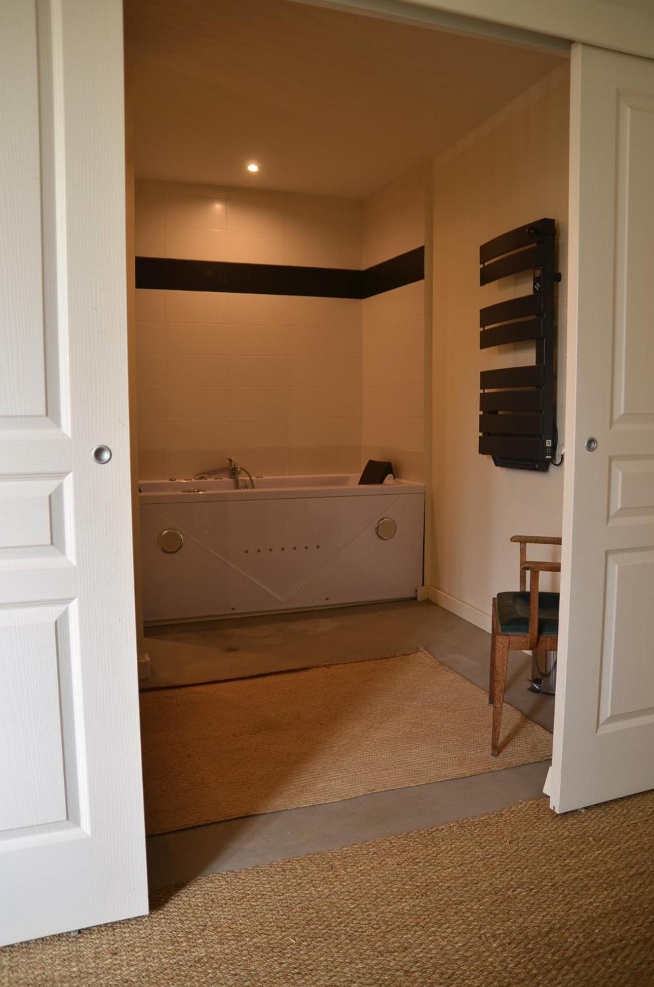 Ferme St Pierre Suite avec chambre et salon privé Chabeuil Esterno foto